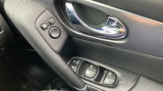 Nissan Qashqai 1.6 DiG-T Tekna 5dr Petrol Hatchback